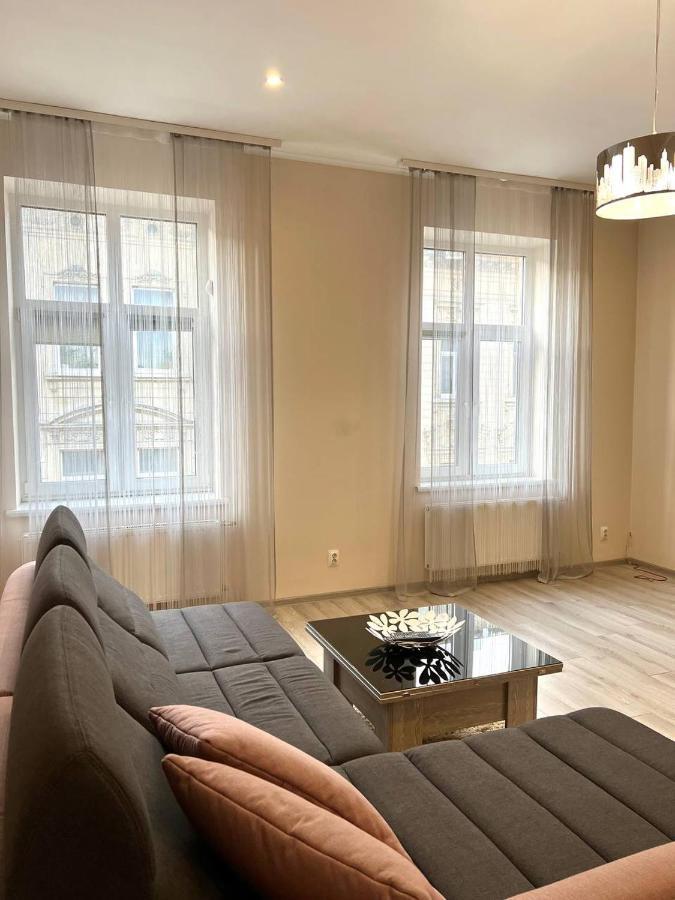 Apartments On Sholom Aleikhema إلفيف المظهر الخارجي الصورة