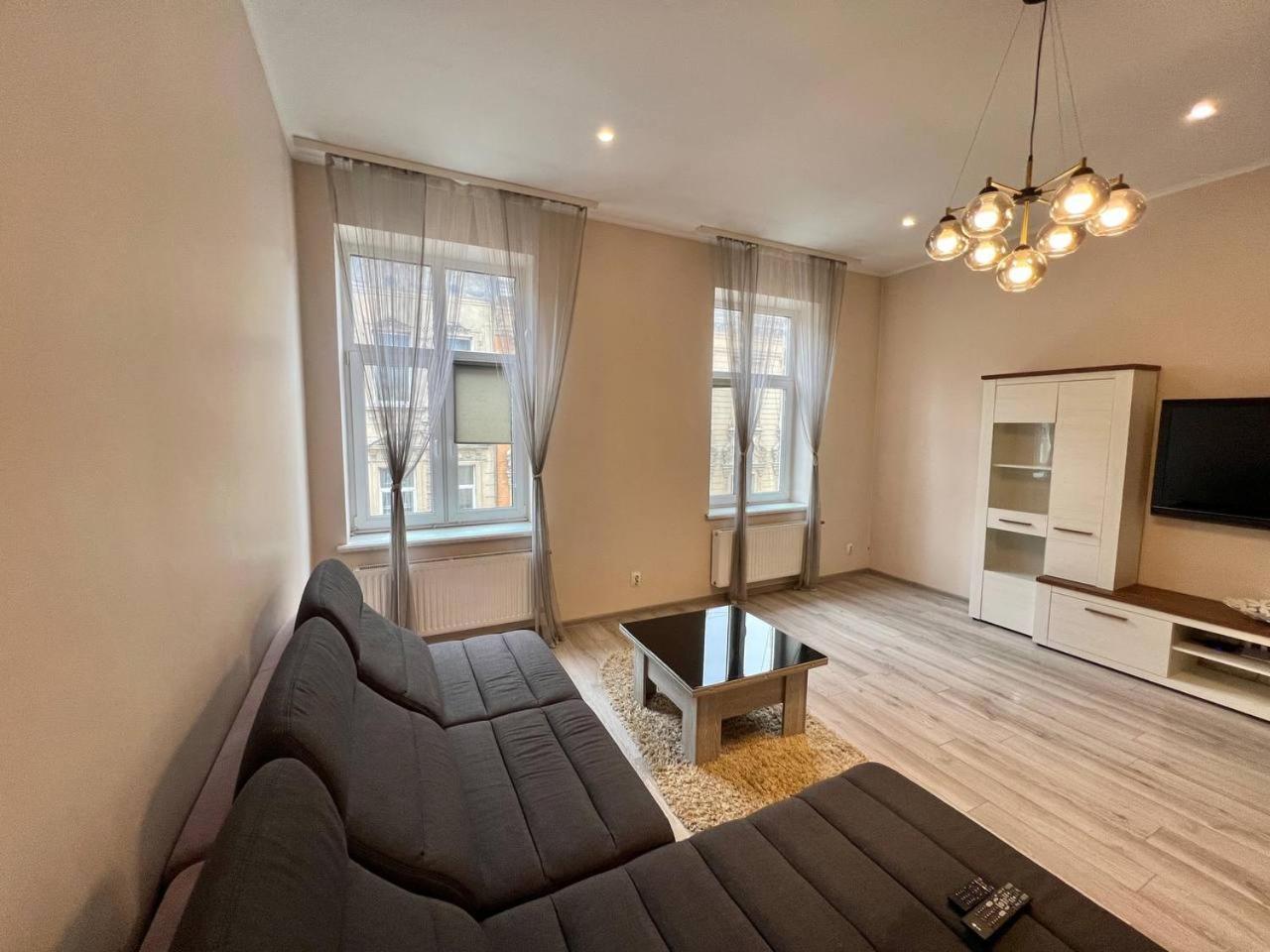 Apartments On Sholom Aleikhema إلفيف المظهر الخارجي الصورة